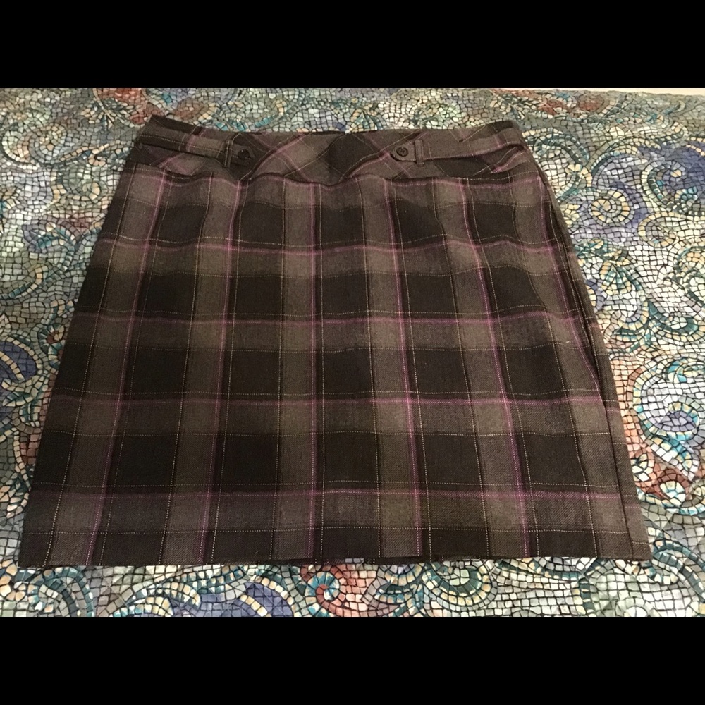 🐬🐚2/$16! Plaid All About It skirt
